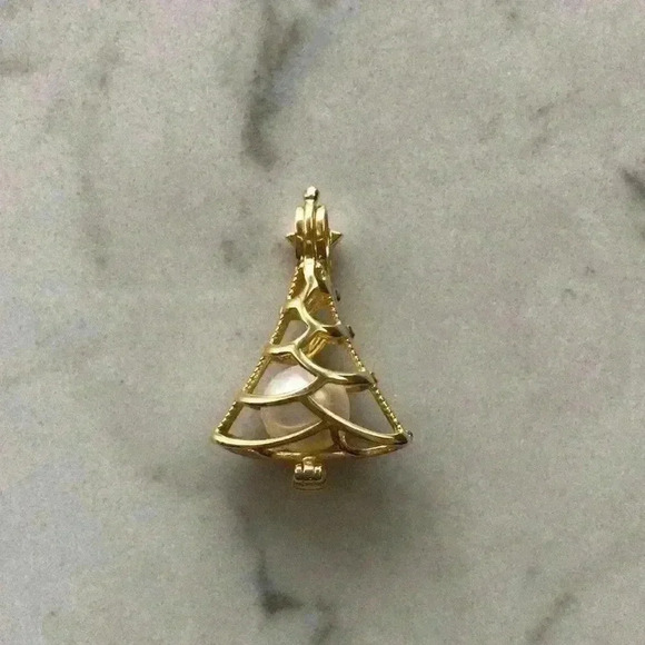 Christmas Tree🎄 Hollow Pendant - Picture 6 of 10